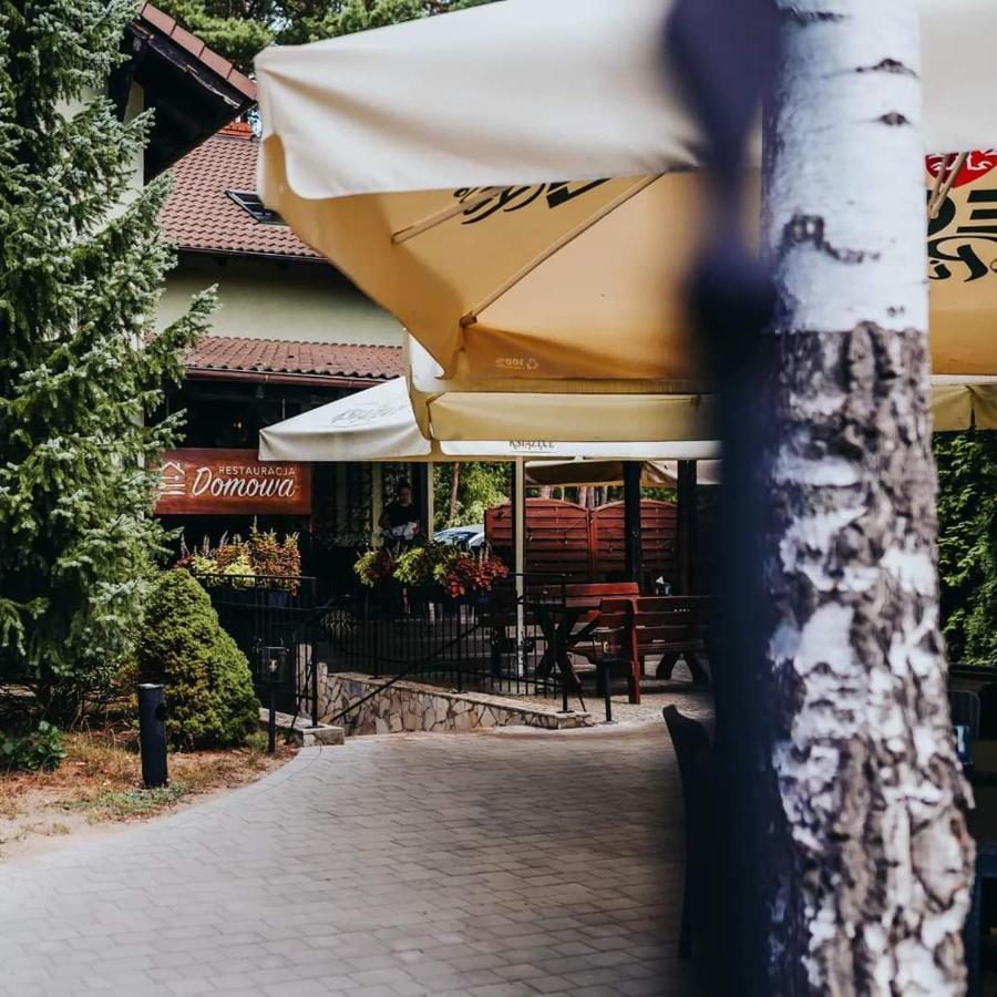 Domowa- Restauracja I Pokoje Daire Wielen Zaobrzanski Dış mekan fotoğraf